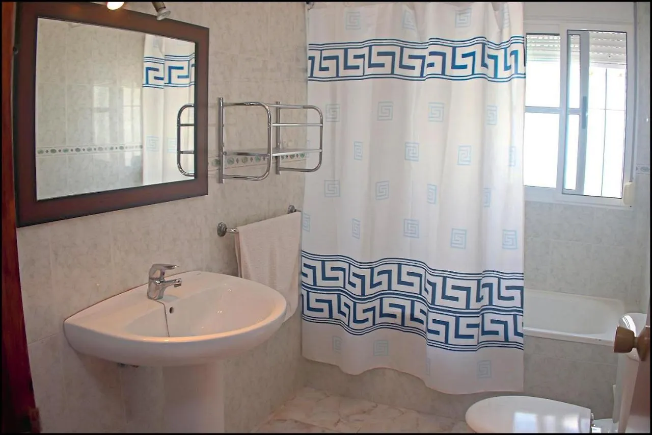 Holiday home Chalet Con Piscina Privada Conil De La Frontera